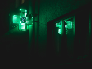 Quand et comment faire appel à un pharmacien de garde de nuit ?