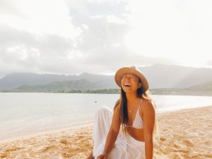 Comment préparer sa peau au bronzage et vous protéger du soleil cet été