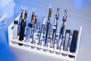 Vapotage : une solution viable pour arrêter la cigarette ?