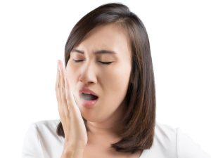 Comment lutter contre la mauvaise haleine ?