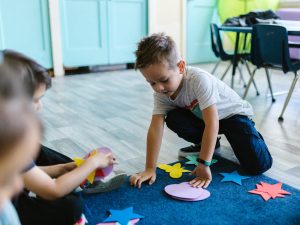 Attention aux poux ! Comment prévenir et traiter ces petites bêtes ?